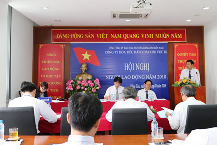 Đ/c Dương Thế Nam, Chủ tịch Công đoàn VMS-South phát biểu tại Hội nghị