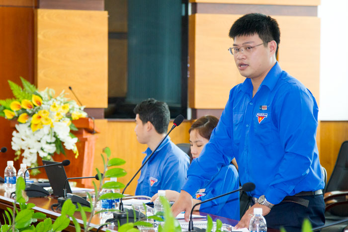 Đ/c Trần Minh Thuận, Bí thư Đoàn Thanh niên VMS-South phát biểu tại Hội nghị