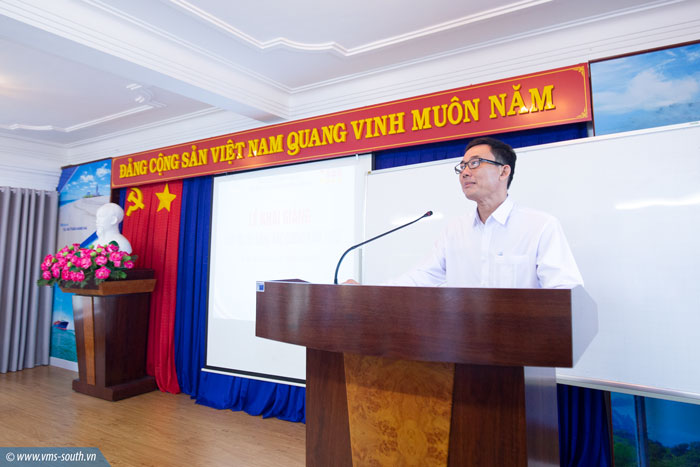 Đồng chí Đinh Thái Công, Phó Tổng giám đốc Tổng công ty phát biểu khai mạc lớp ôn thi nâng bậc lương 2022
